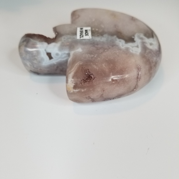 Rose Amethyst Mushroom Carving – Gentle Healing & Heart Chakra Energy - Picture 11 of 12